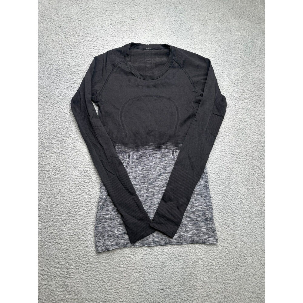 Lululemon Swiftly Tech
Long Sleeve Black
Ombre